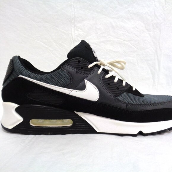 NIKE AIR MAX Black & Gray Men's size 12 Athletic Sneaker - Picture 4 of 11